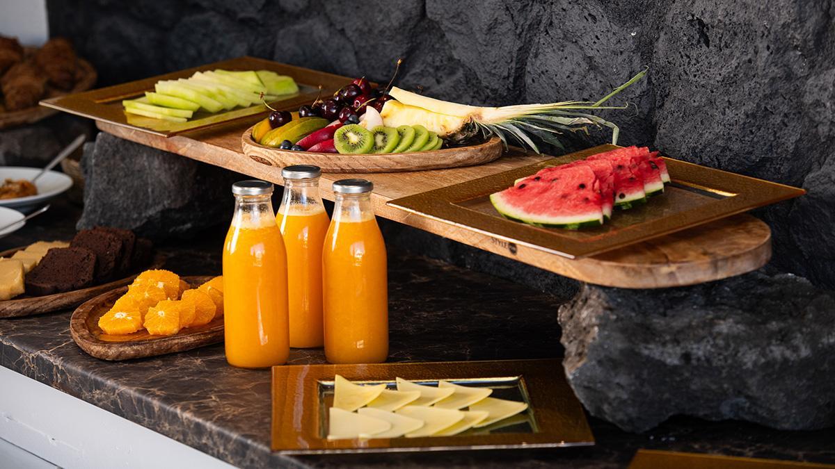 The Noverian Bios Santorini Boutique Hotel ثيرا المظهر الخارجي الصورة