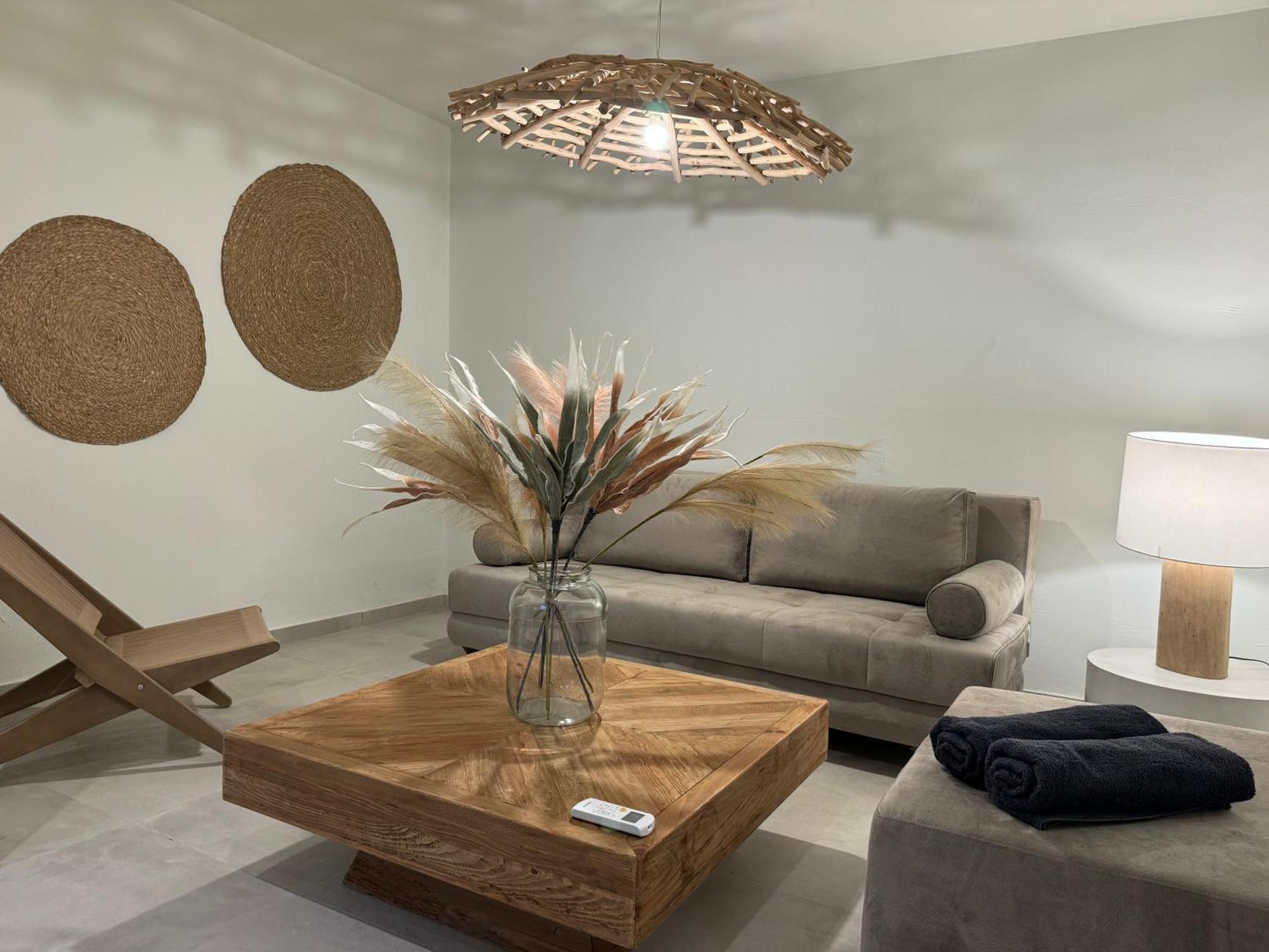 The Noverian Bios Santorini Boutique Hotel ثيرا الغرفة الصورة