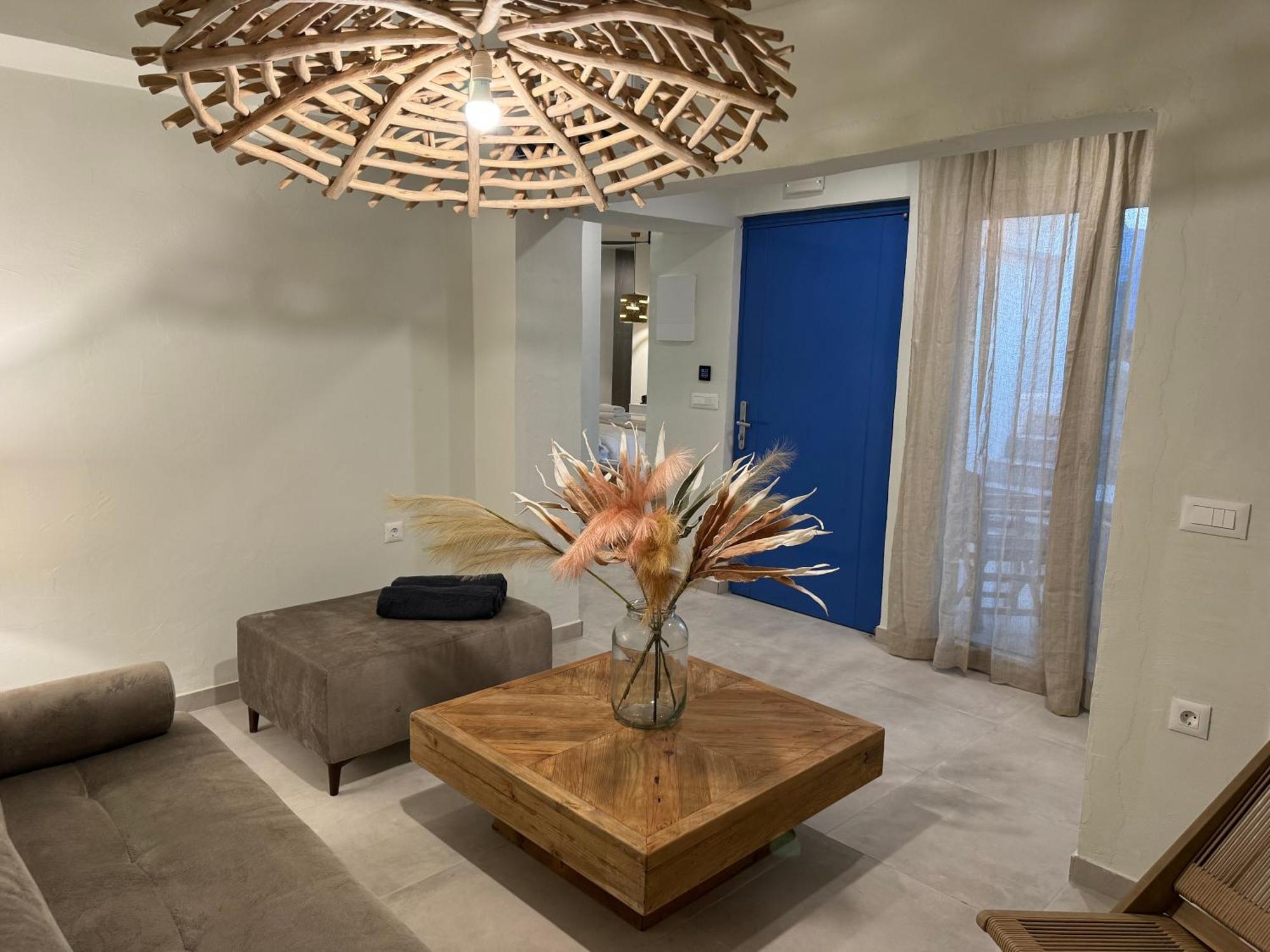 The Noverian Bios Santorini Boutique Hotel ثيرا الغرفة الصورة